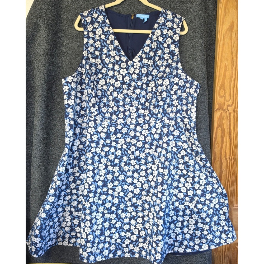 Draper James Southern Belle Floral Fit And Flare Dress 24 Preppy Navy Blue